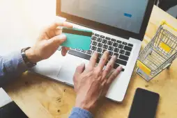 Escolha o melhor cartão de crédito para suas compras online sem erro
